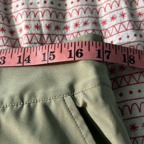 Soft surroundings active wear joggers utility pockets performance pants - Picture 7 of 10
